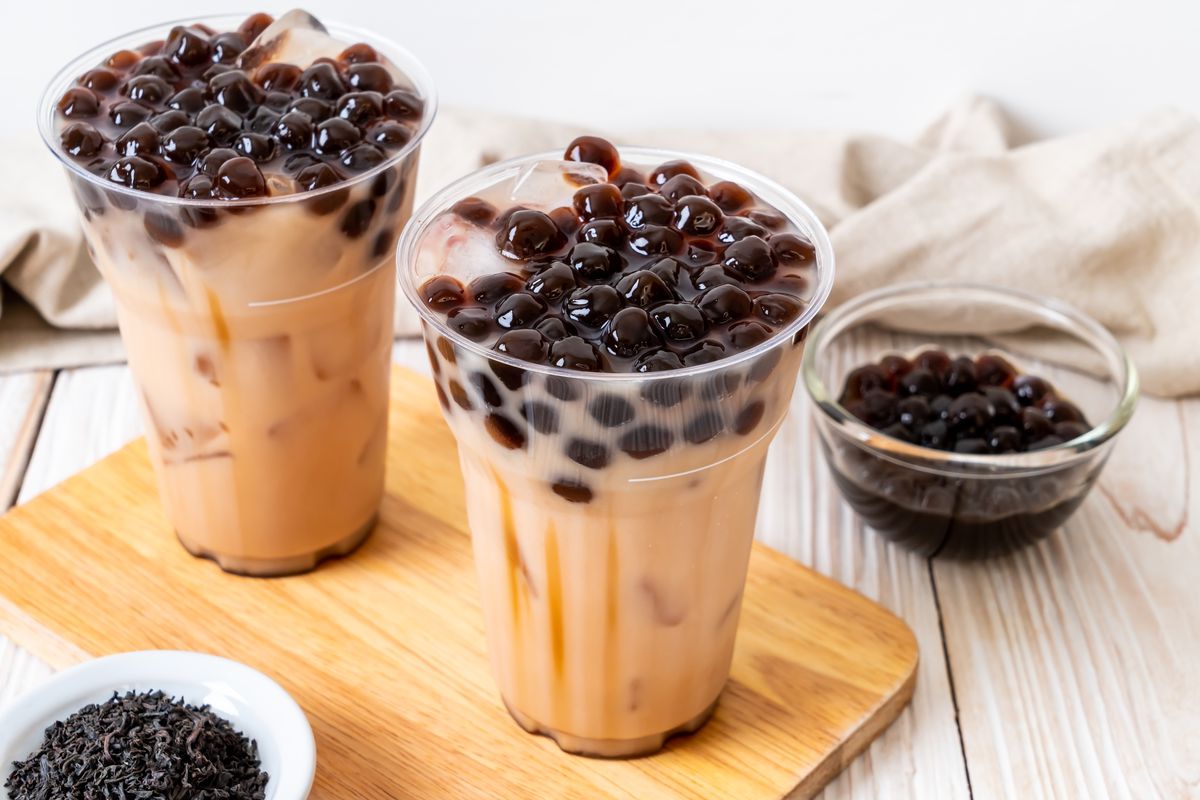 Tìm nguồn nhập nguyên liệu, mua trang - thiết bị
