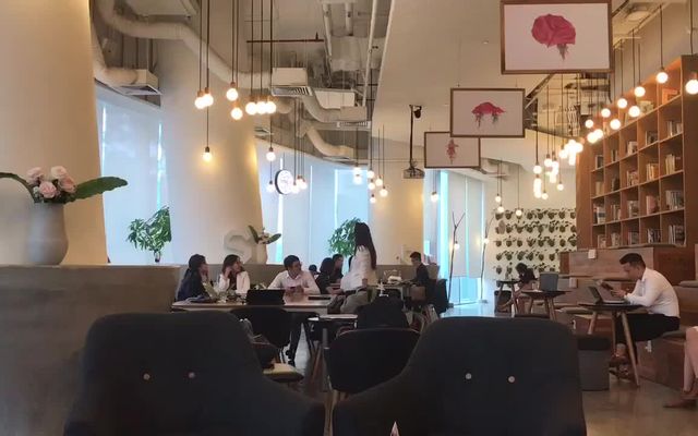 cafe sách quận 1