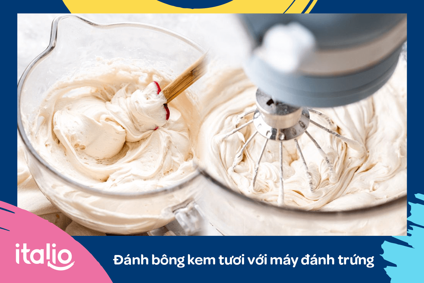 Đánh bông kem tươi bằng máy đánh trứng